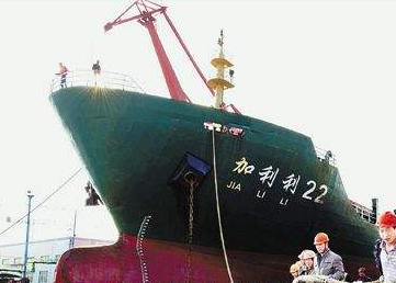 高空防墜器在遠洋貨船維修中的應(yīng)用