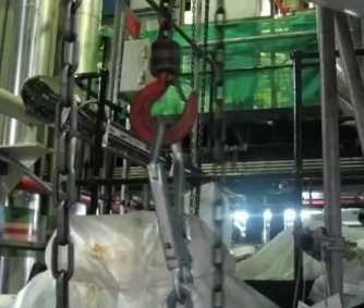 防墜器和安全帶不能隨便掛鉤,否則會(huì)釀成大錯(cuò)